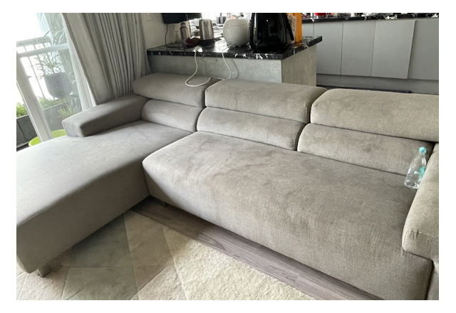 Top 5 dung dịch làm sạch ghế sofa vải tự làm hiệu quả tại nhà